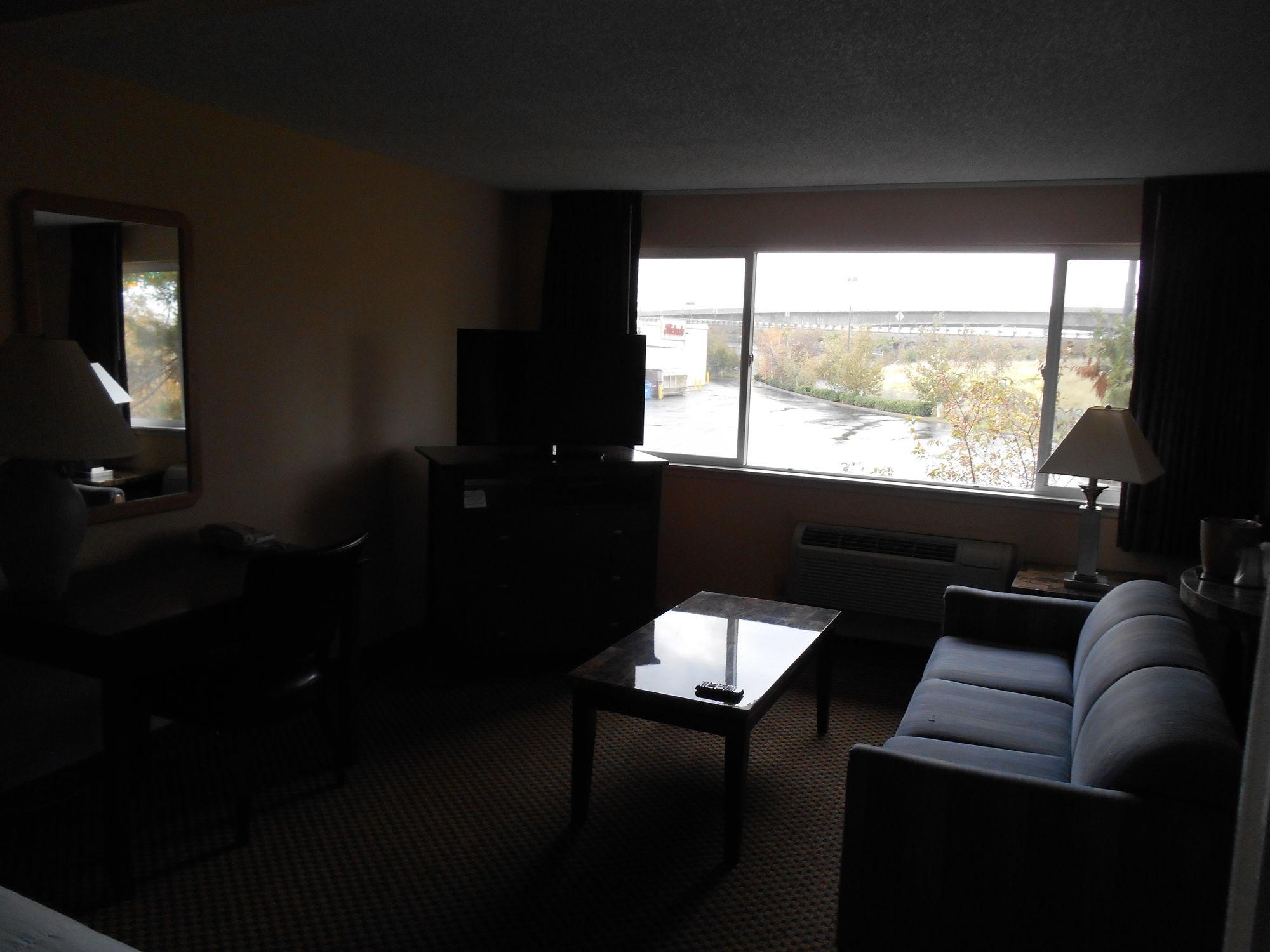 Guesthouse Inn & Suites Eugene/Springfield Dış mekan fotoğraf