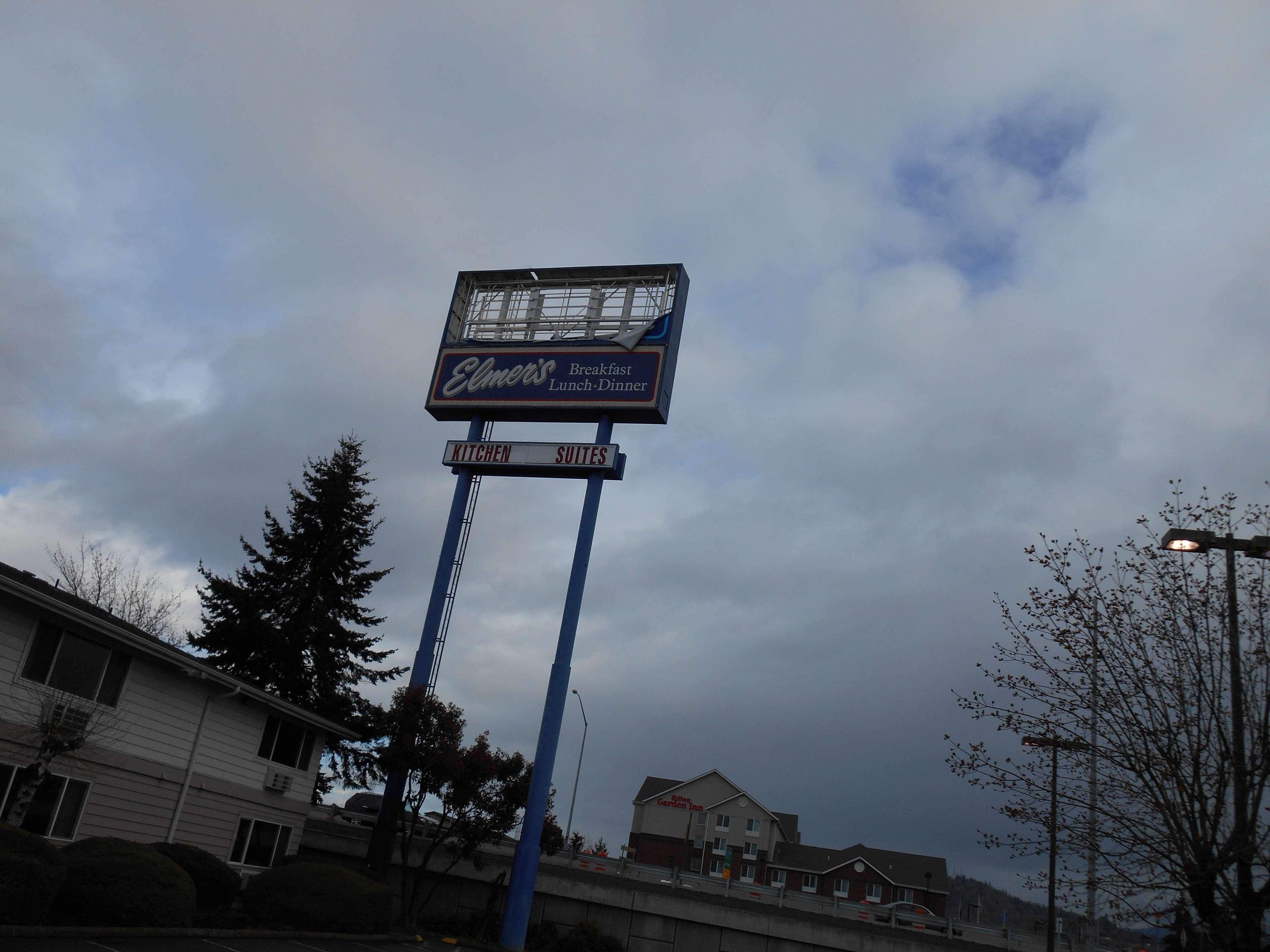 Guesthouse Inn & Suites Eugene/Springfield Dış mekan fotoğraf